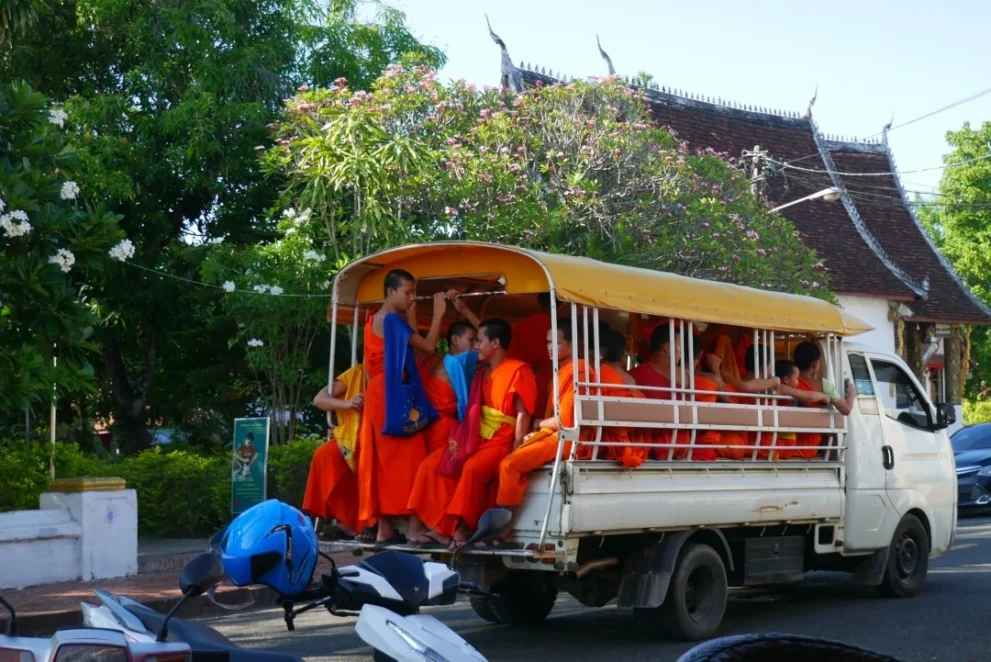 Buddhist School Bus