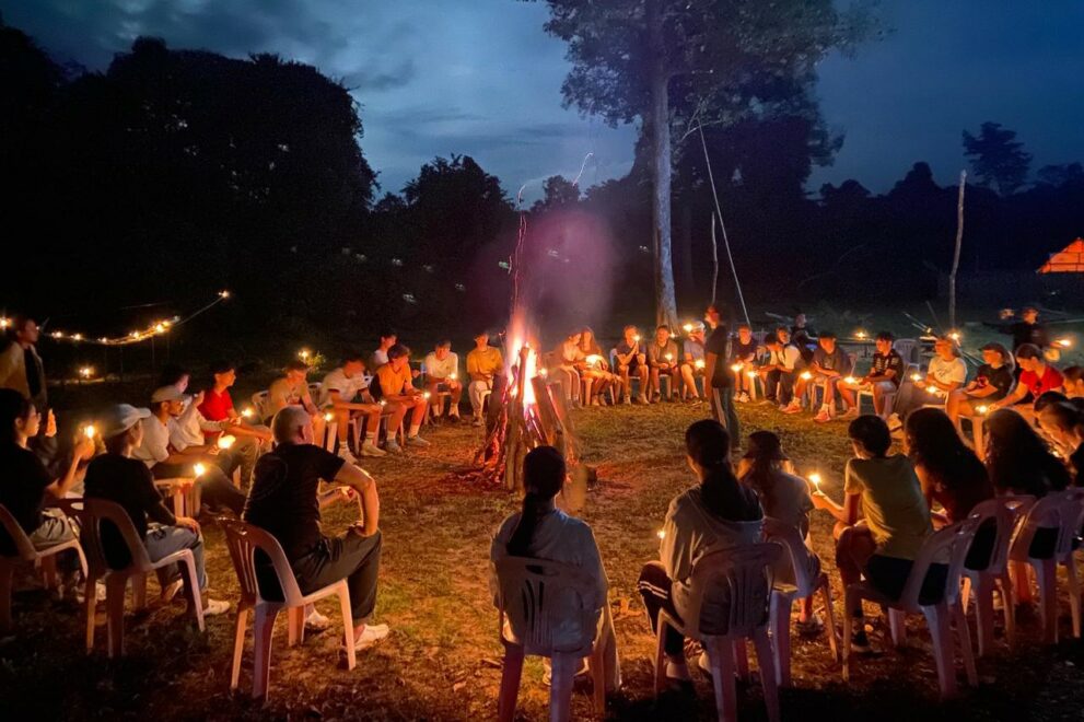 Lagerfeuer mit IB Singapore
